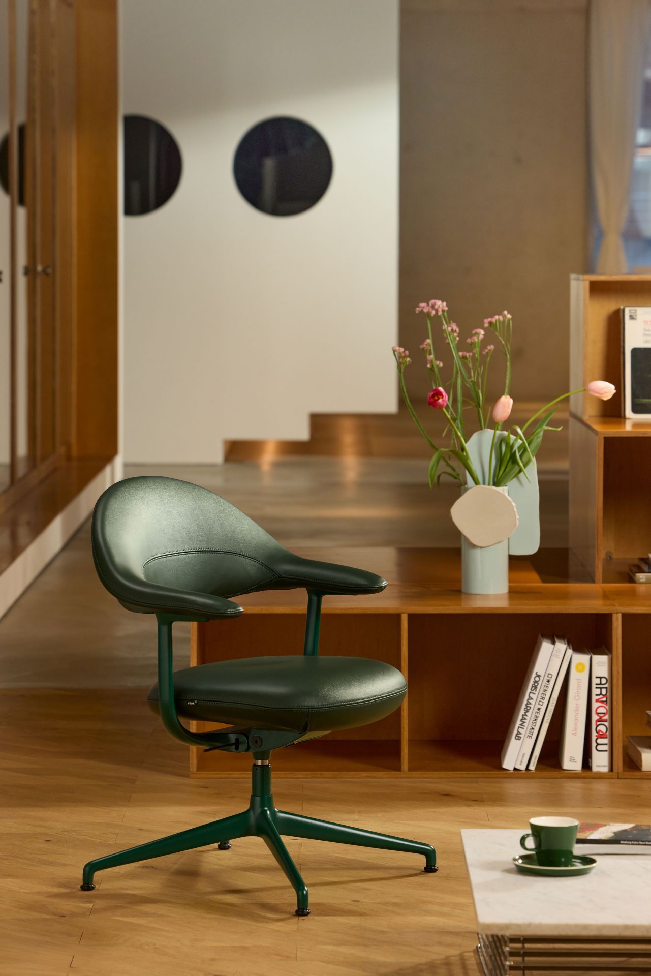 Mynt Soft Fauteuil pivotant Vitra