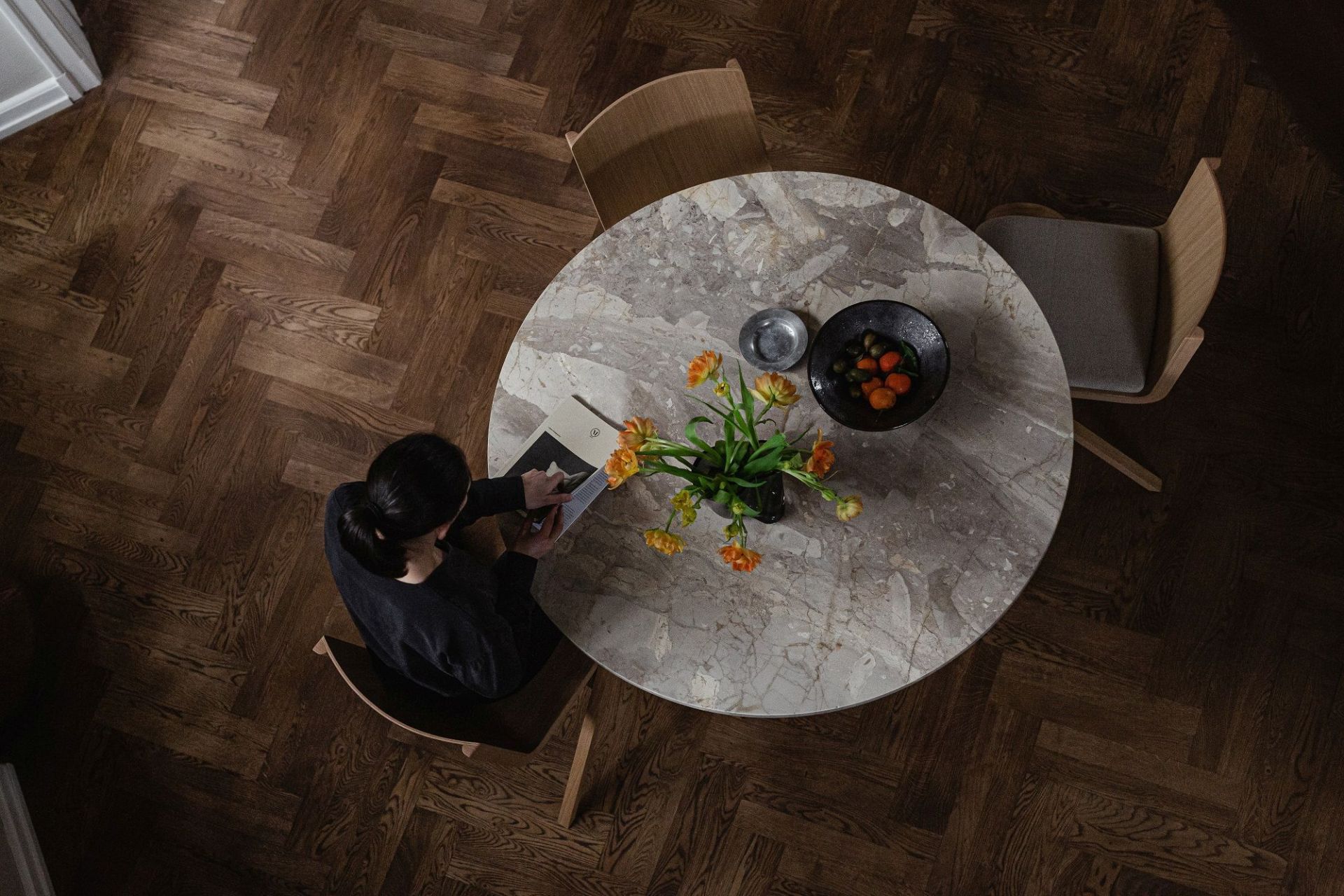 Ready Dining Chair Seat Upholstered chaise avec coussin d'assise Audo Copenhagen Ready Dining Chair Seat Upholstered chaise avec coussin d'assise Audo Copenhagen