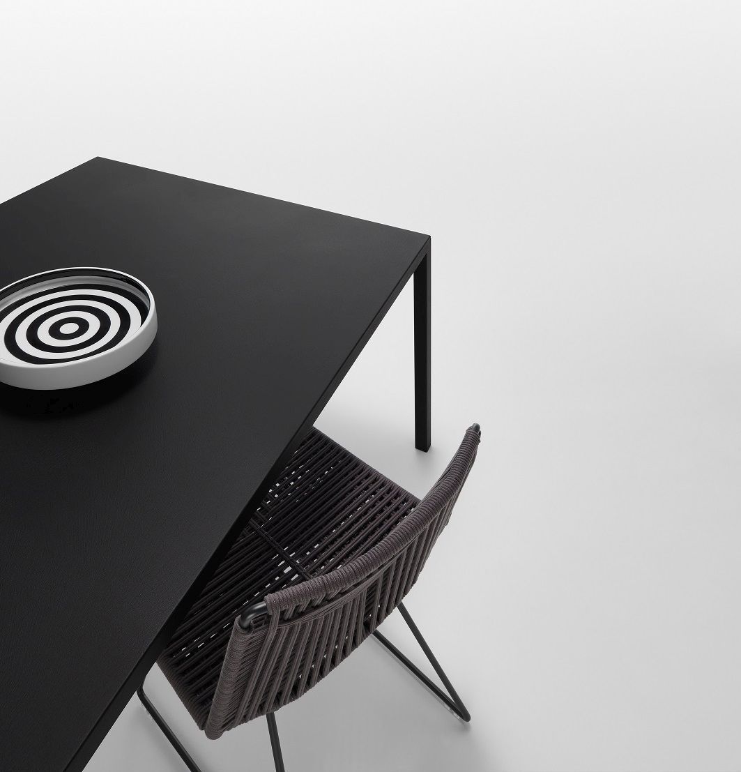 Tense Outdoor Table Table MDF Italia