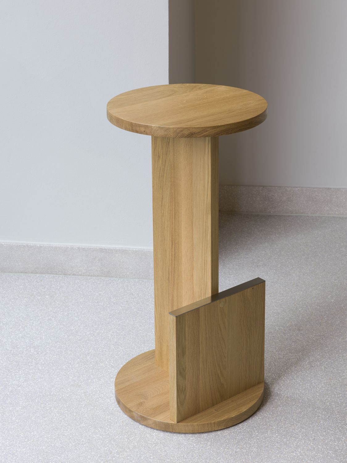 DT01 Tank Tabouret e15 