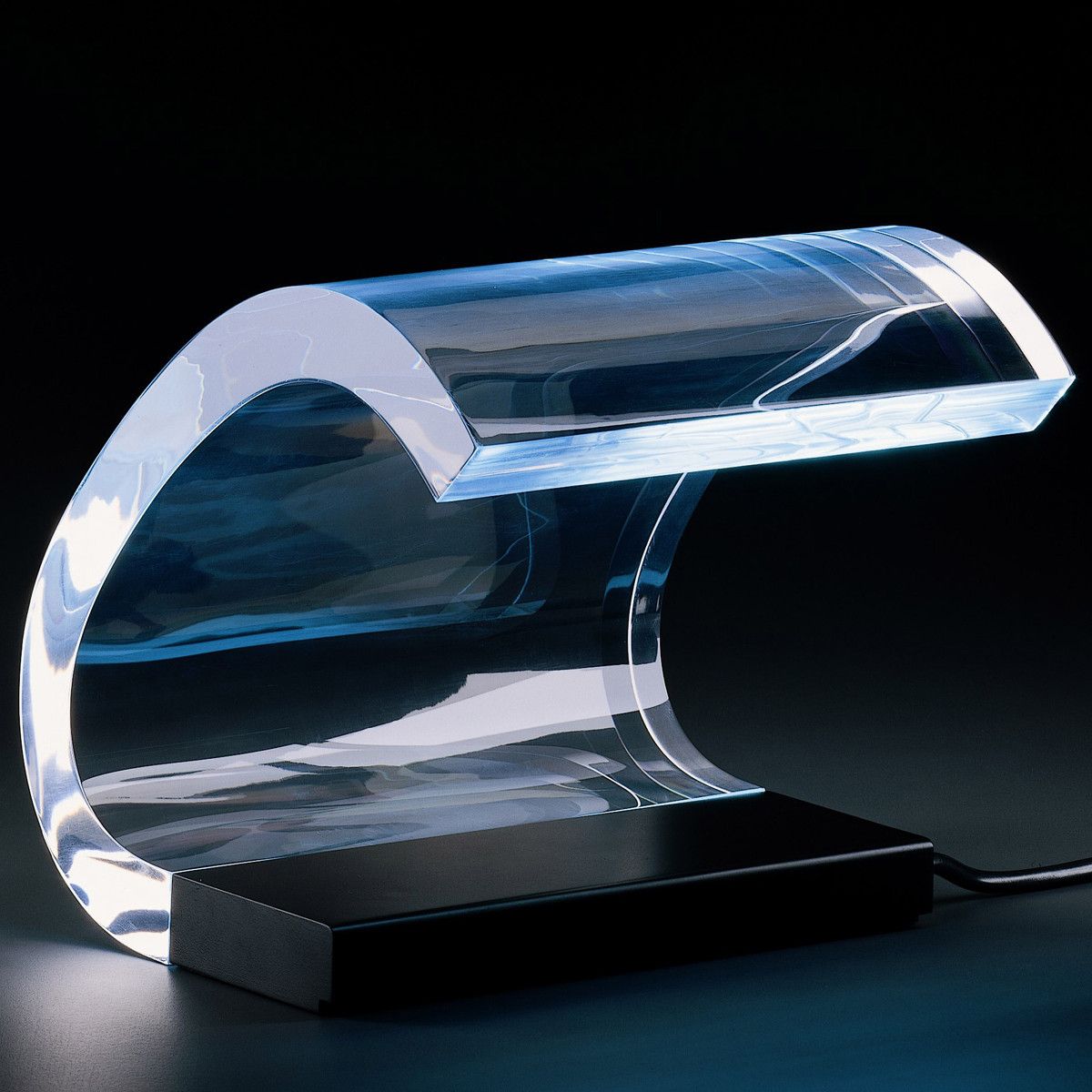Acrilica 281/LBT LED Lampe de table Oluce