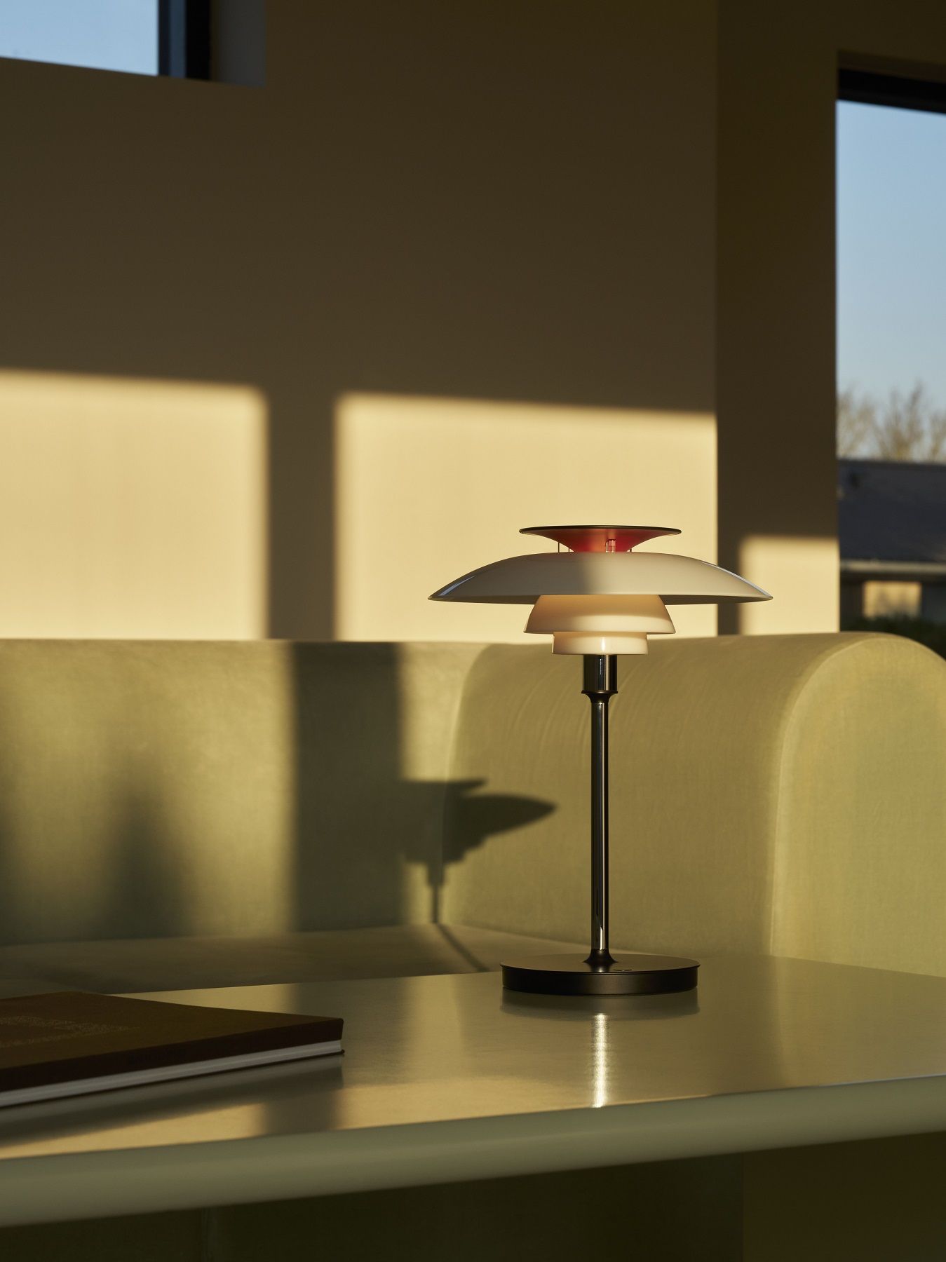 PH 80 Portable lamp lampe de table / lampe à batterie Louis Poulsen PH 80 Portable lamp lampe de table / lampe à batterie Louis Poulsen