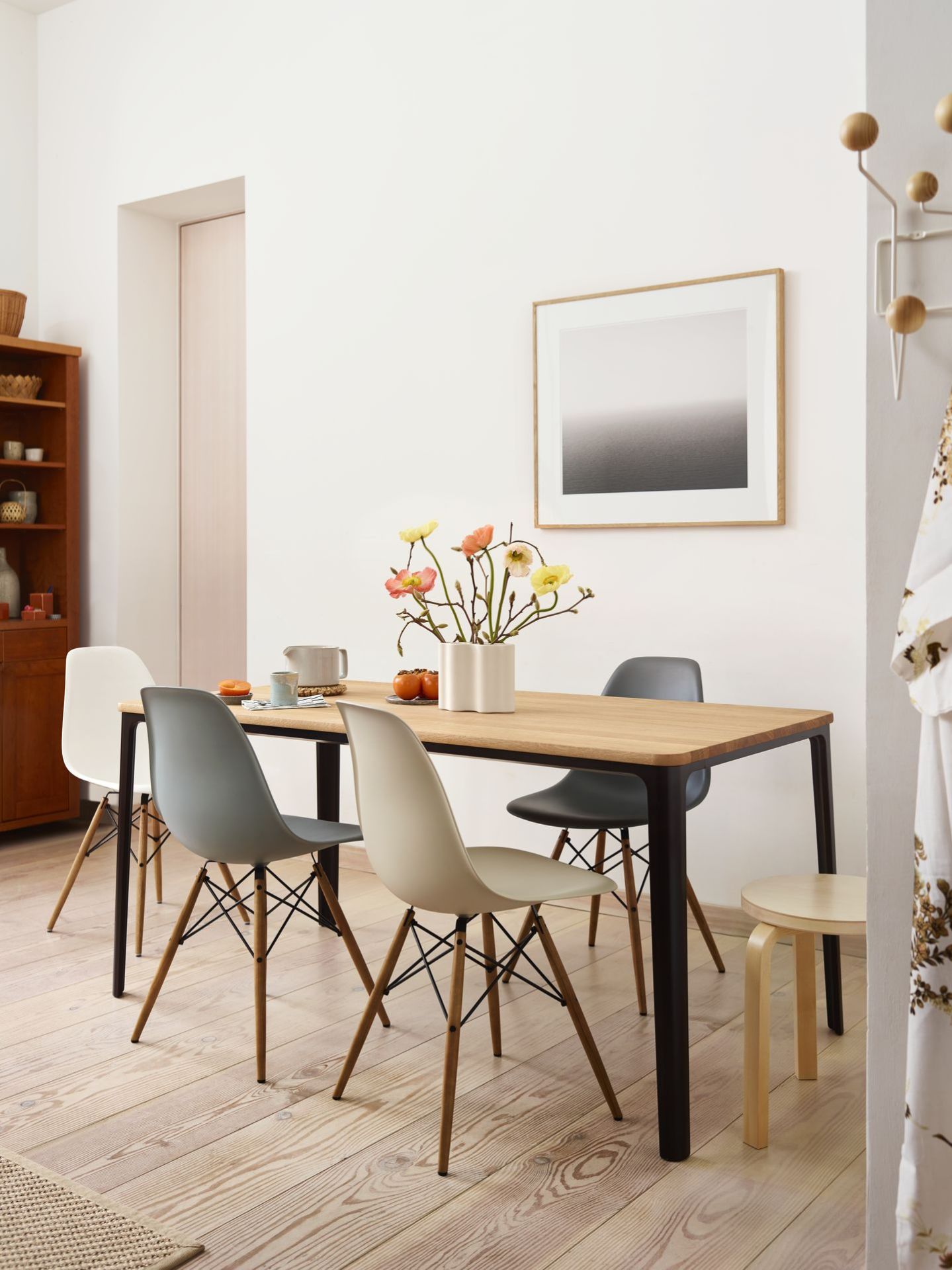 Eames Fiberglass Chair DSW chaise Vitra