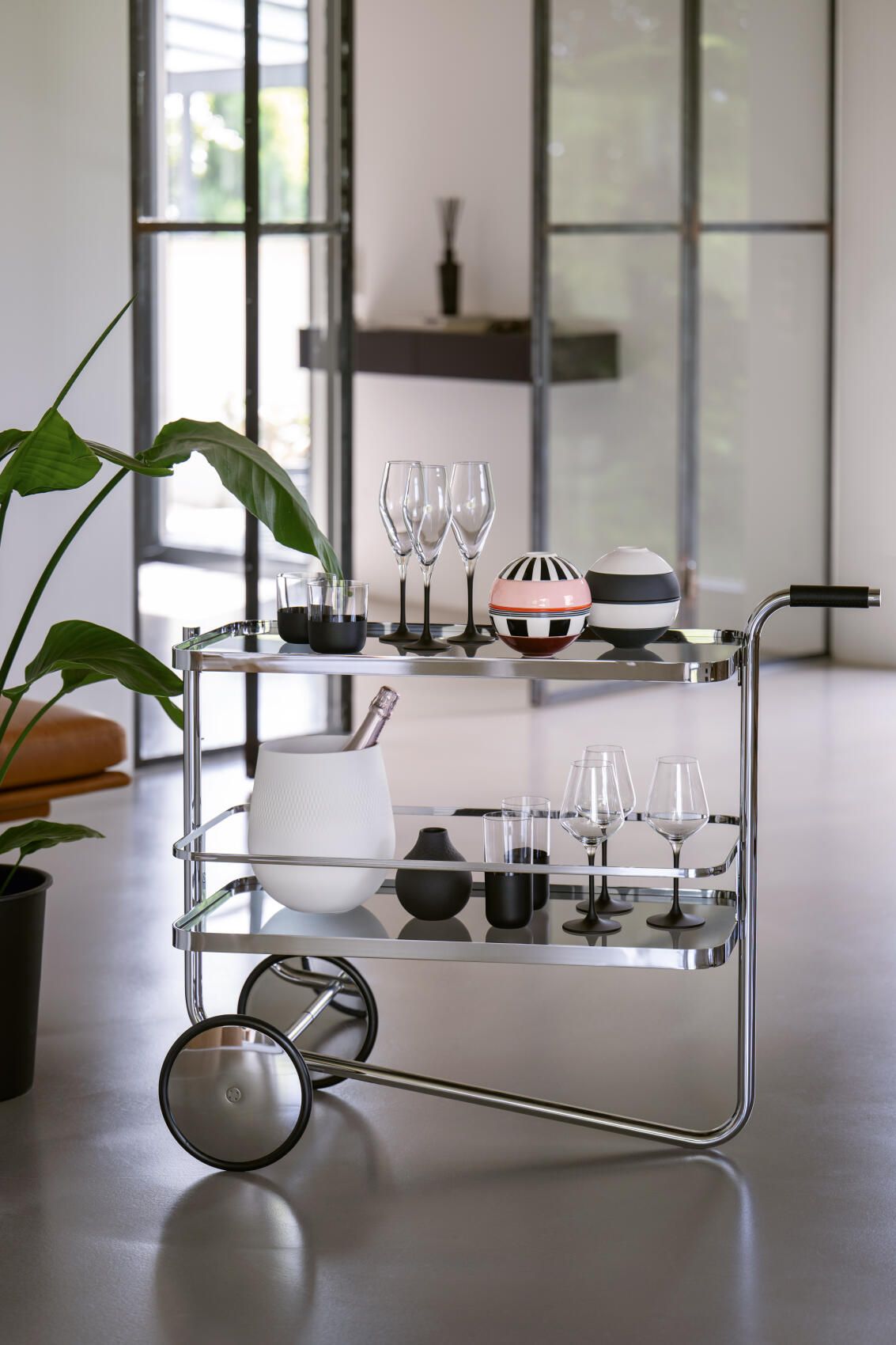 S 179 / S179 Chariot de bar Thonet