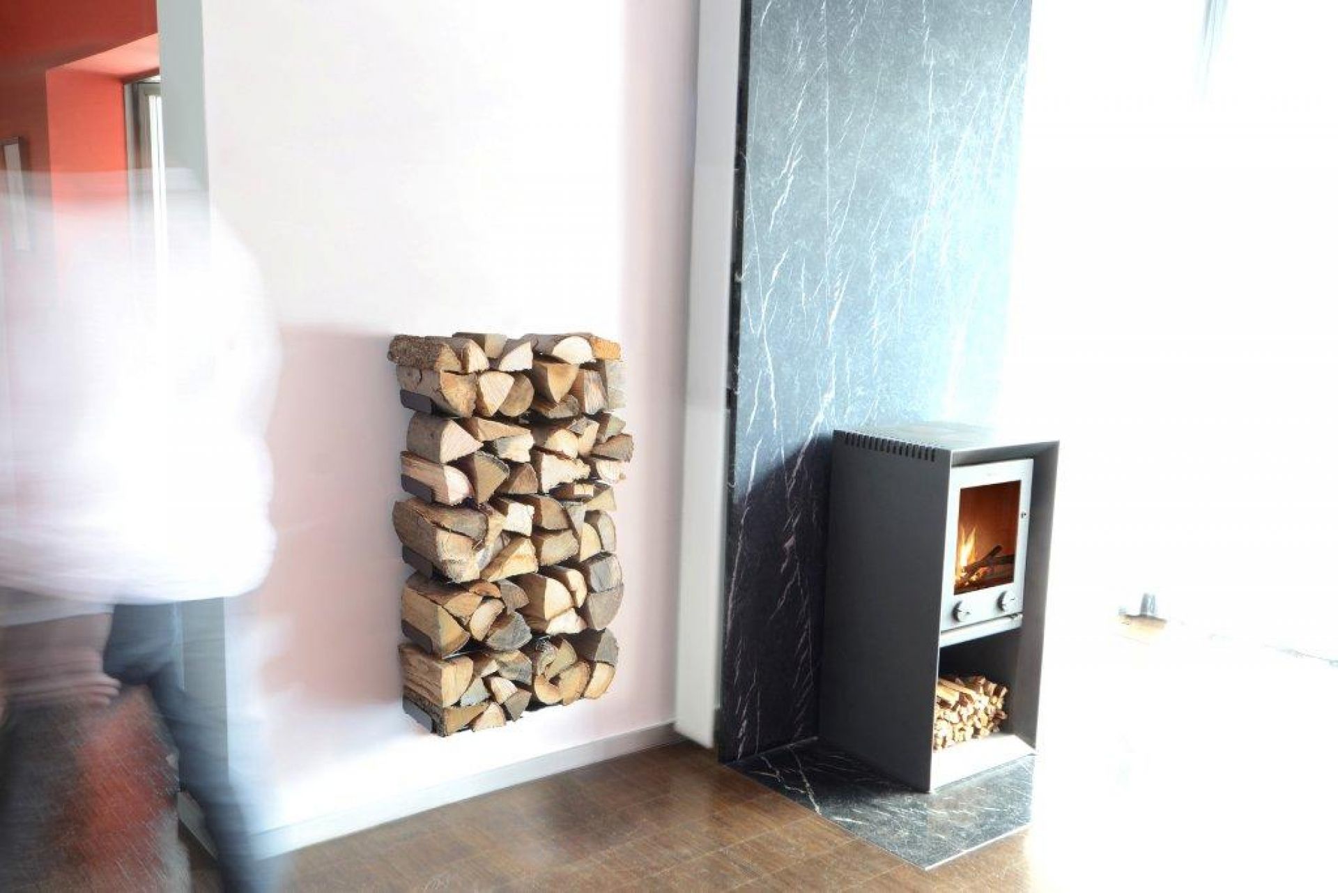 Wooden Tree Étagère pour bois Radius