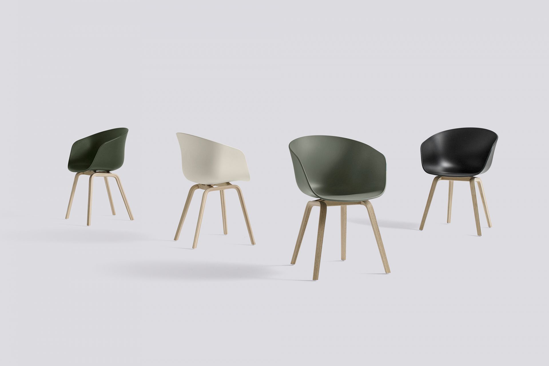 About A Chair AAC22 / AAC 22 chaise Hay Chêne savonné - vert About A Chair AAC22 / AAC 22 chaise Hay Chêne savonné - vert