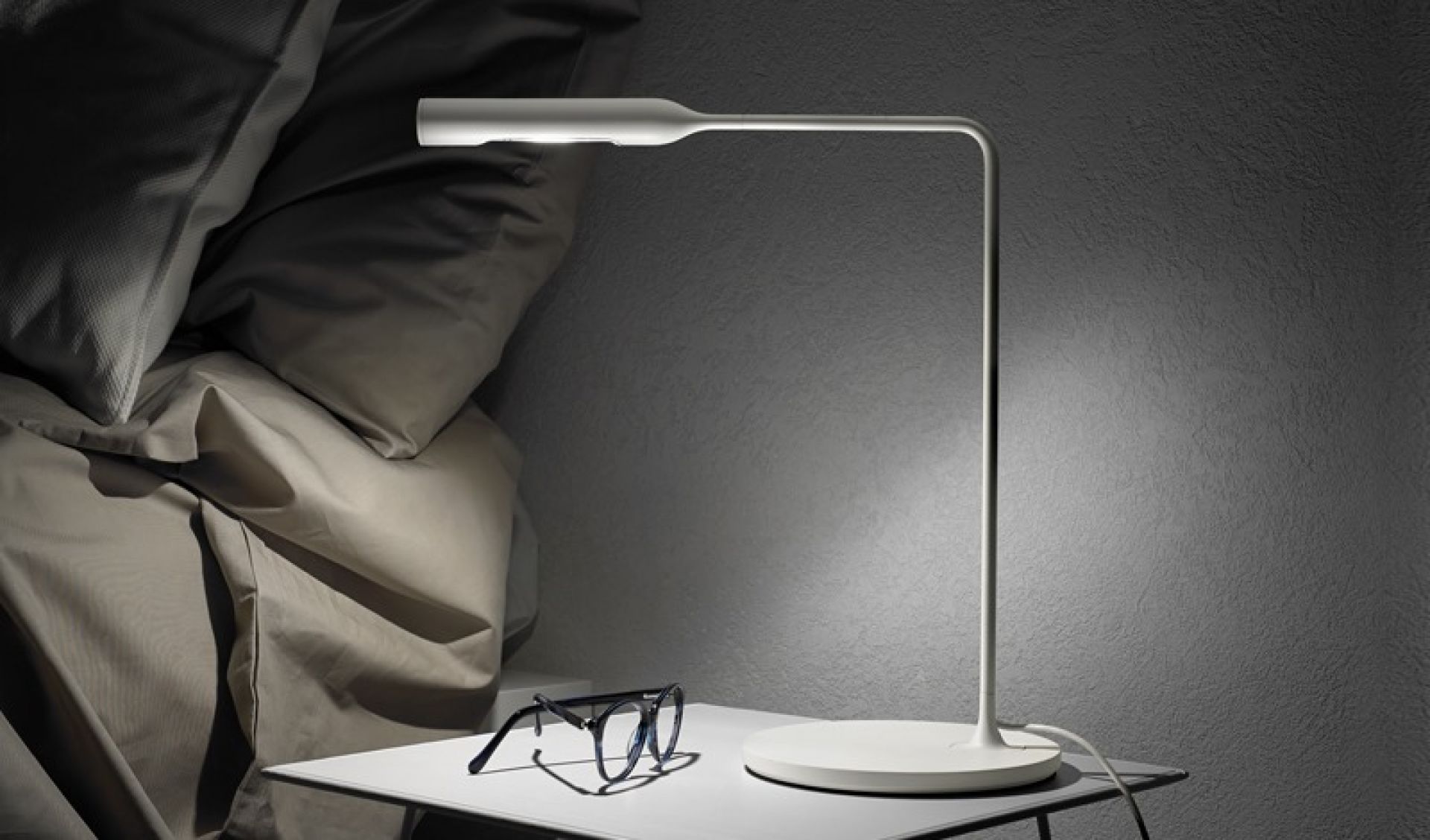 Flo Bedside lampe de chevet Lumina