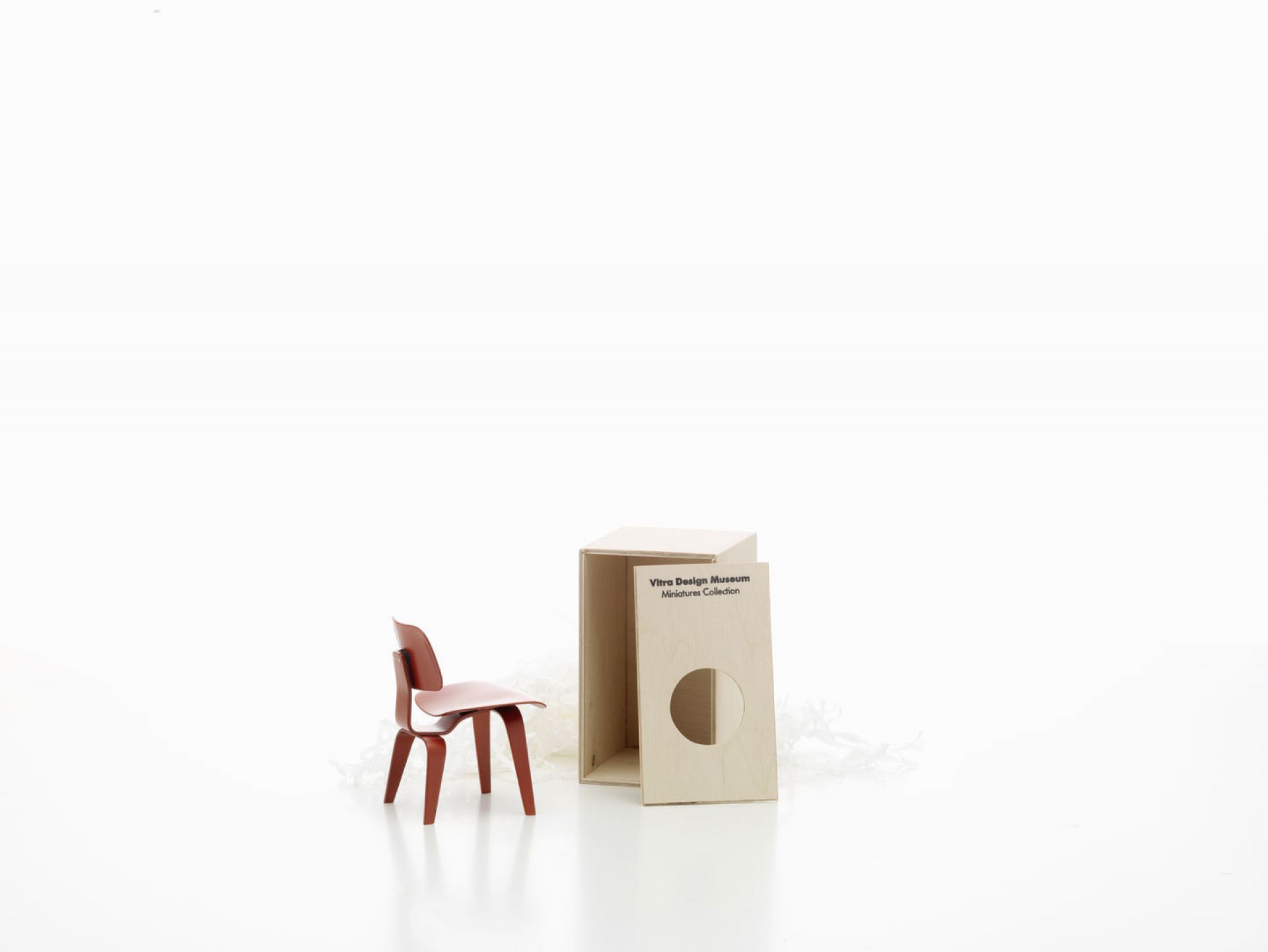 DCW [1945] Miniatur Chaise Vitra