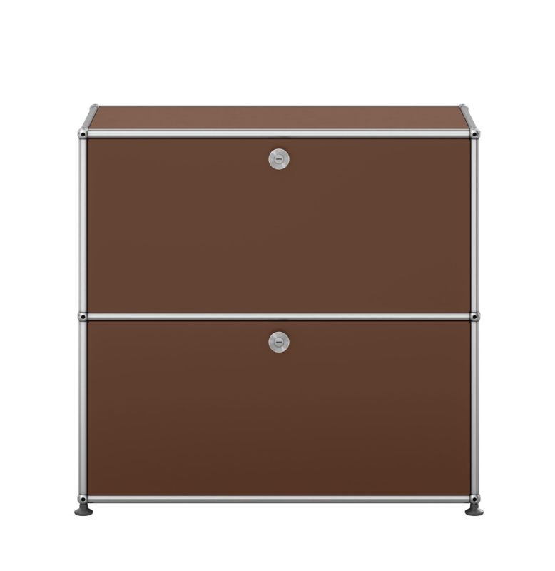 Kleines, braunes USM Haller Sideboard mit zwei abschließbaren Fächern und silbernem Gestell.