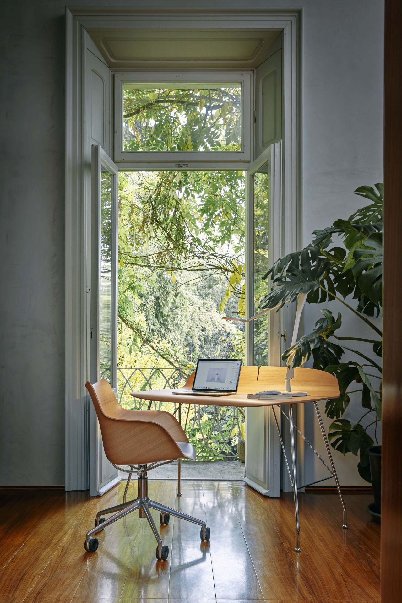 Q/Bois Fauteuil pivotant Kartell