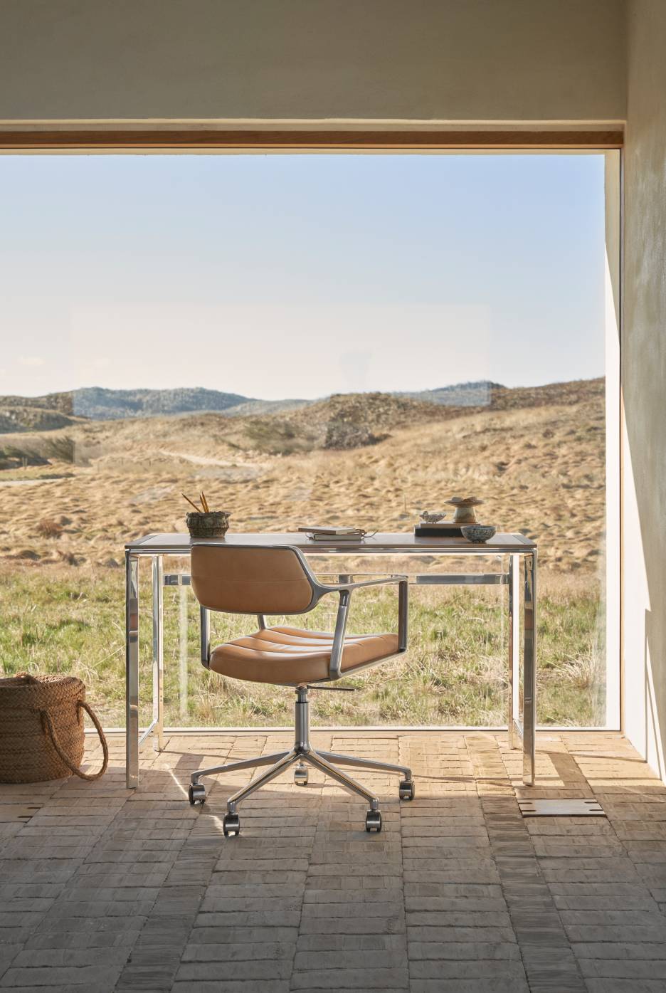 430 Studio Desk Bureau Vipp