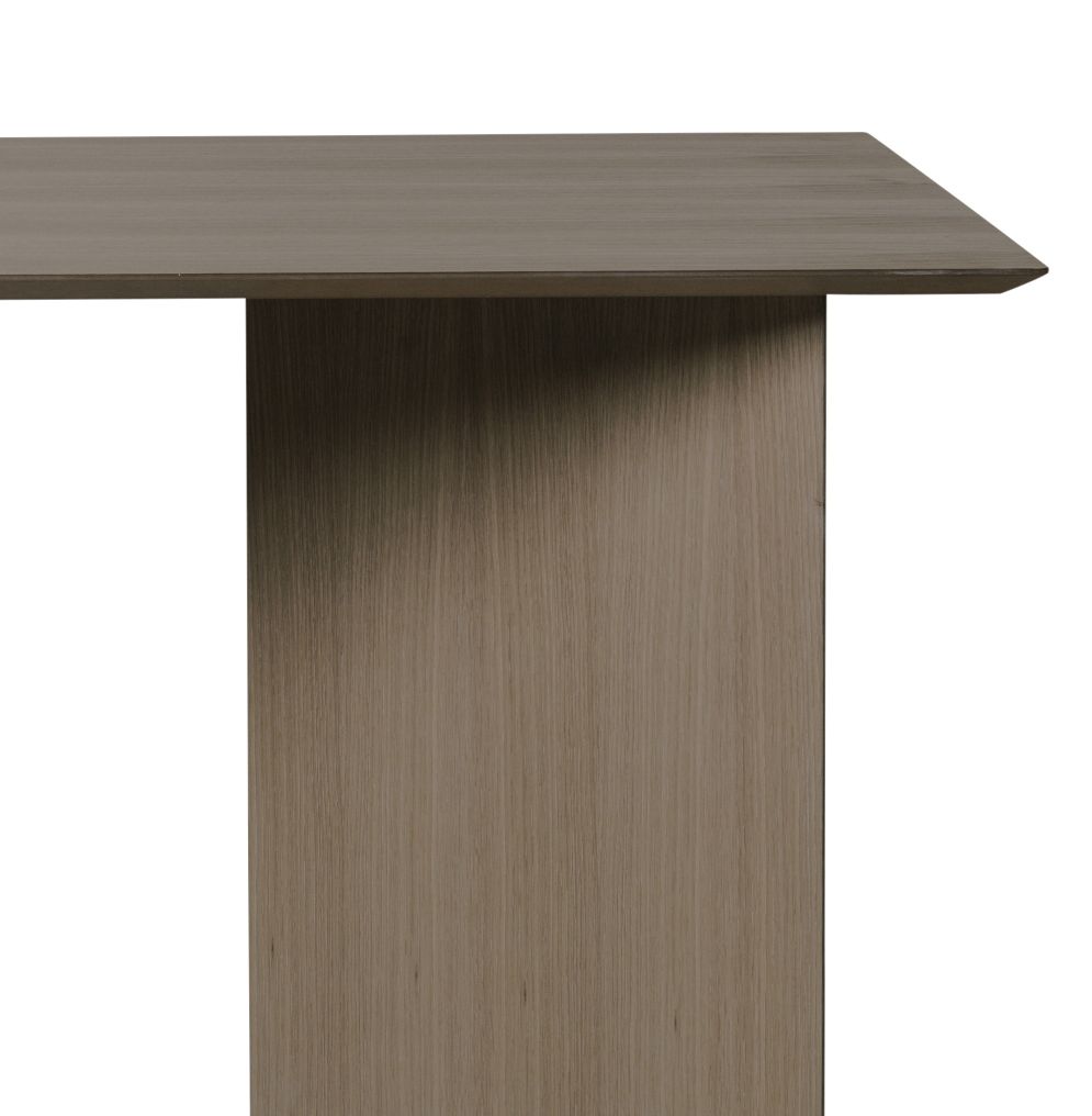 Mingle Table Table 160 cm Ferm Living Chêne teinté foncé