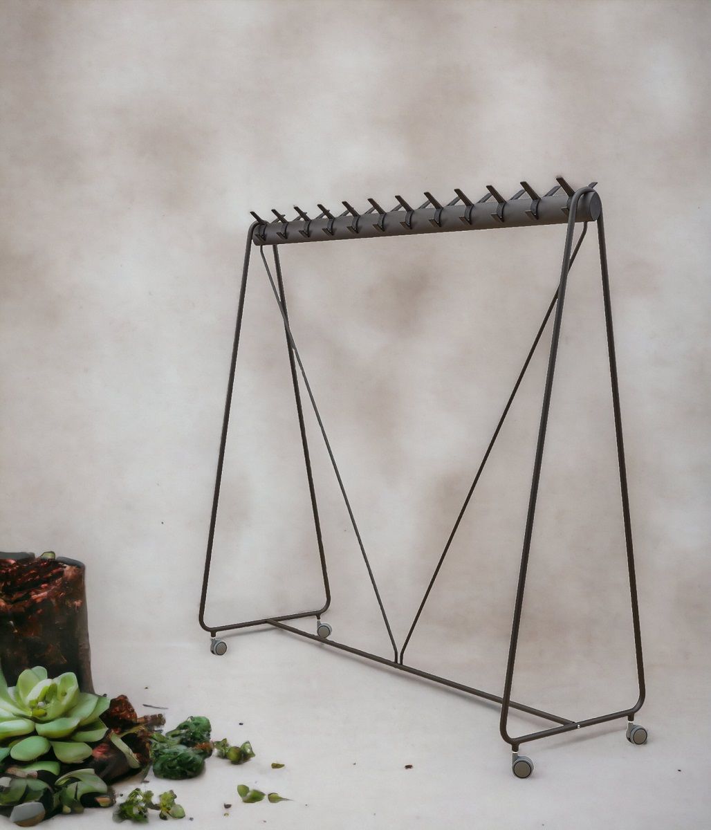 Ellipse Armoire sur roues avec 24 crochets Segis