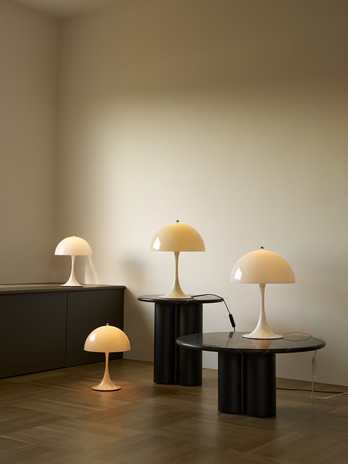 Panthella 320 Table V2 Lampe de table Louis Poulsen