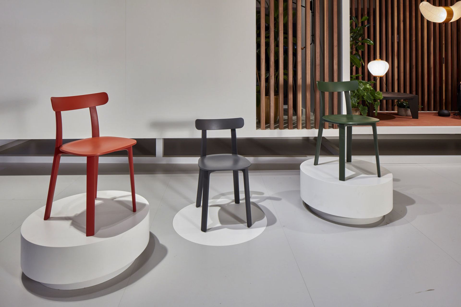 All Plastic Chair Outdoor Chaise Vitra