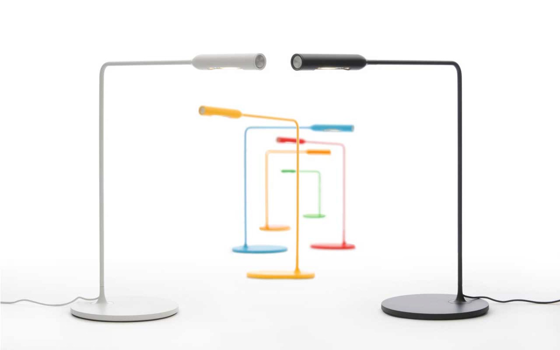 Flo Desk lampe de table Lumina