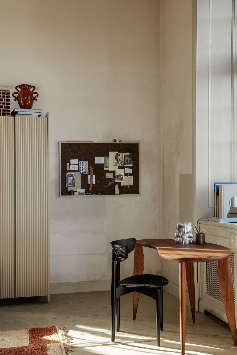 Feve Desk Bureau en noyer Ferm Living 