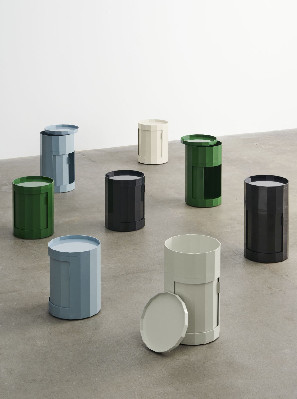 Facet Cabinet Low Espace de rangement Hay