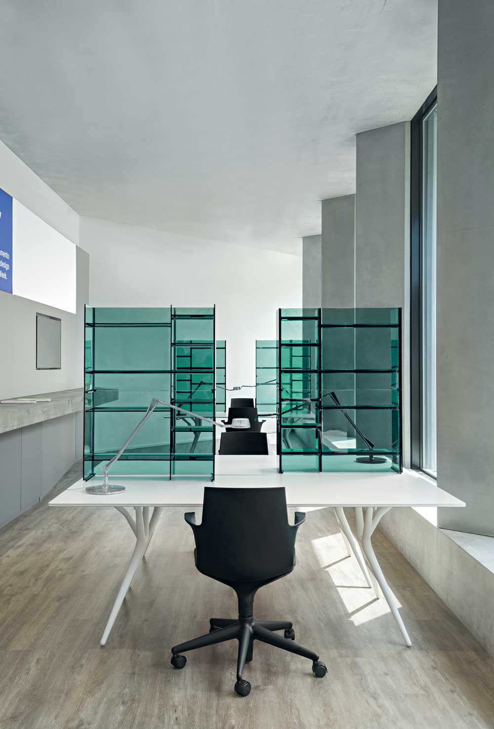 Spoon Table Table de bureau Kartell