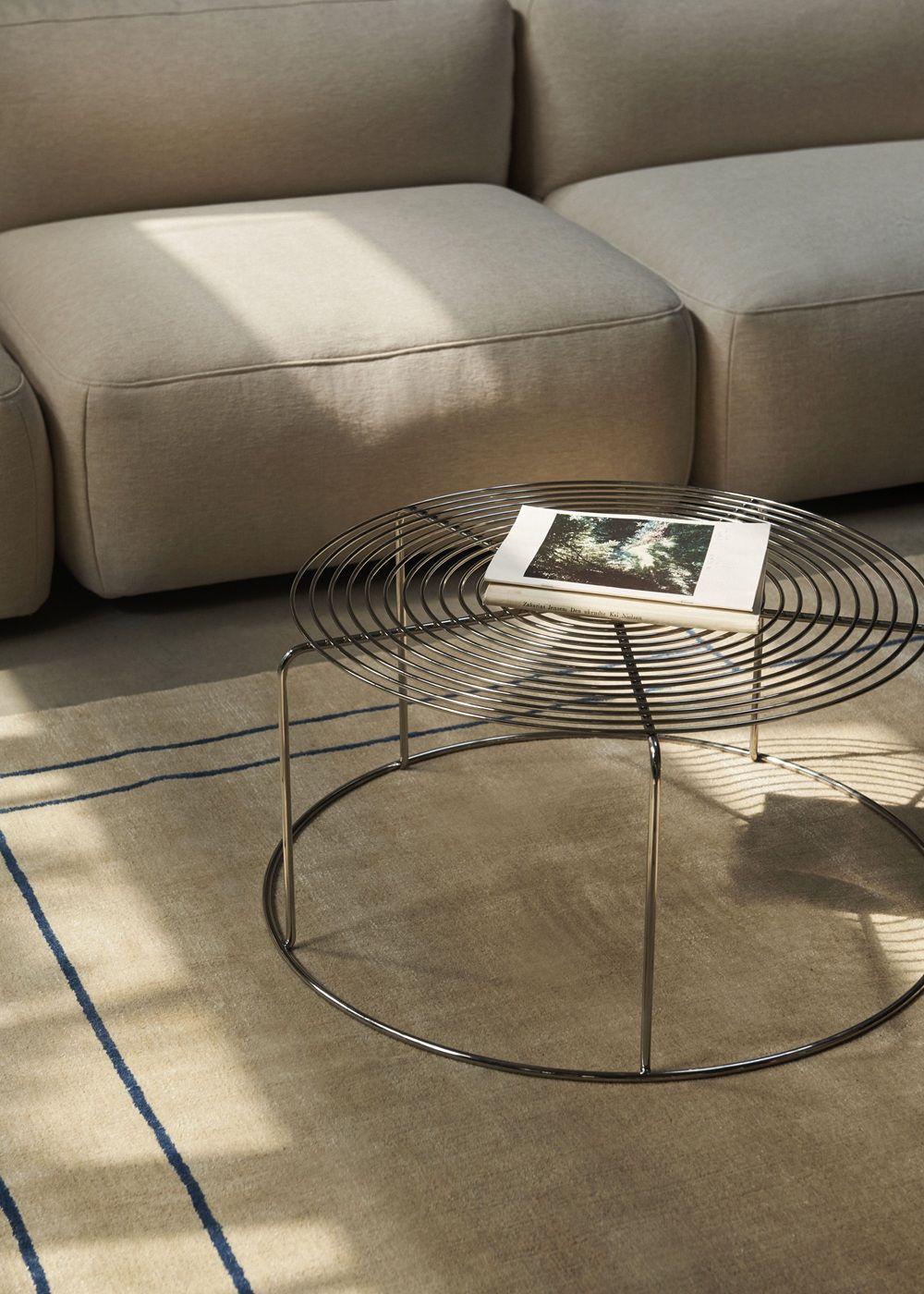 Wire Coffee table Table basse AndTradition