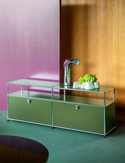 USM Haller Lowboard avec deux portes rabattables Vert olive NOUVEAU TEINTE STANDARD