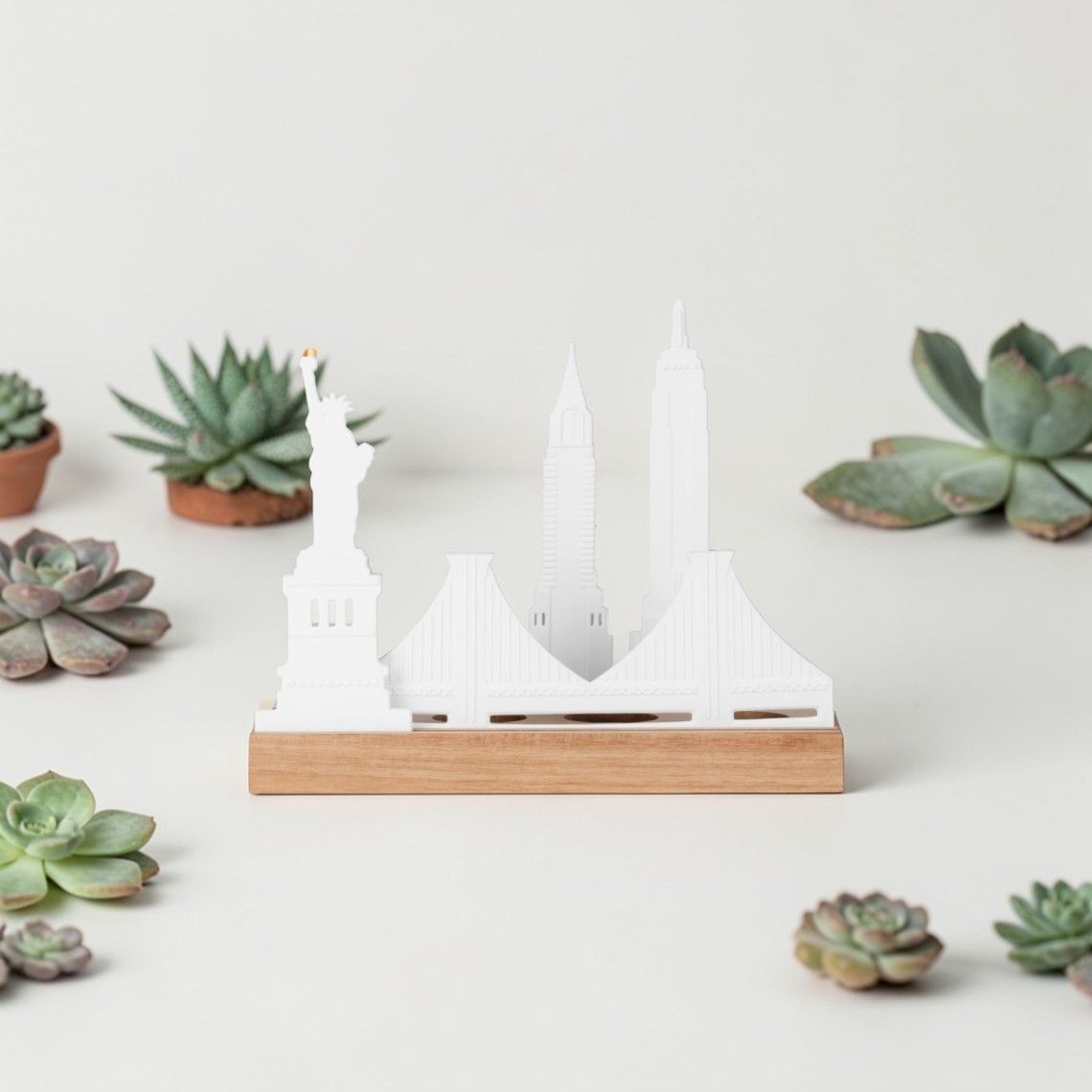 Objet lumineux Silhouette de la ville de New York Räder