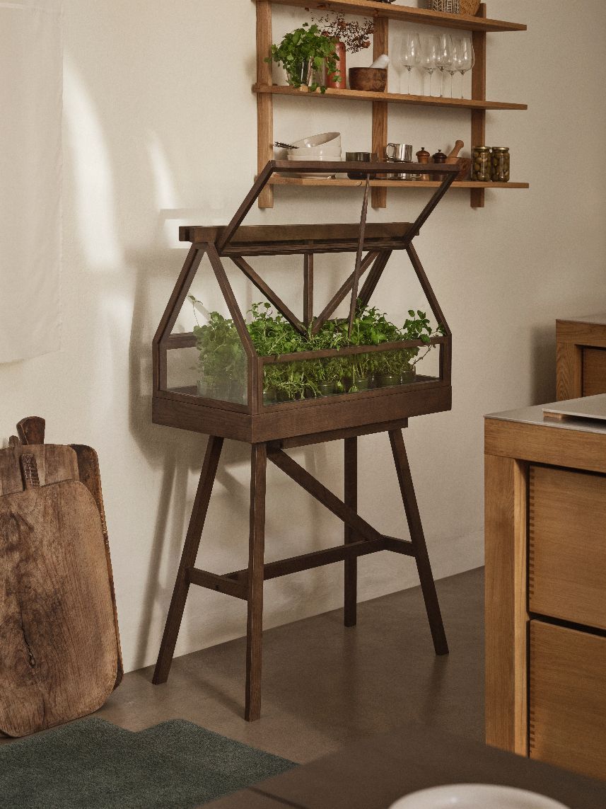 Serre Greenhouse Design House Stockholm frêne foncé