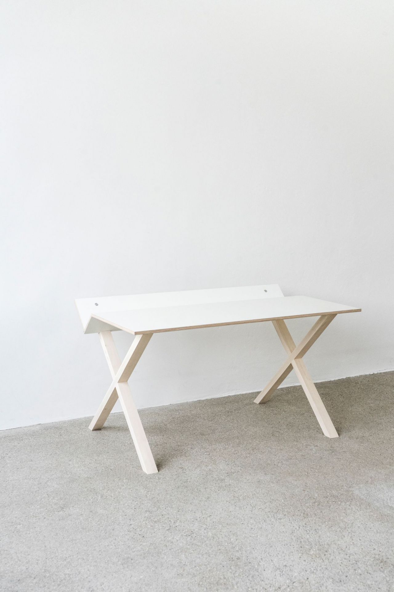 Kant bureau Nils Holger Moormann