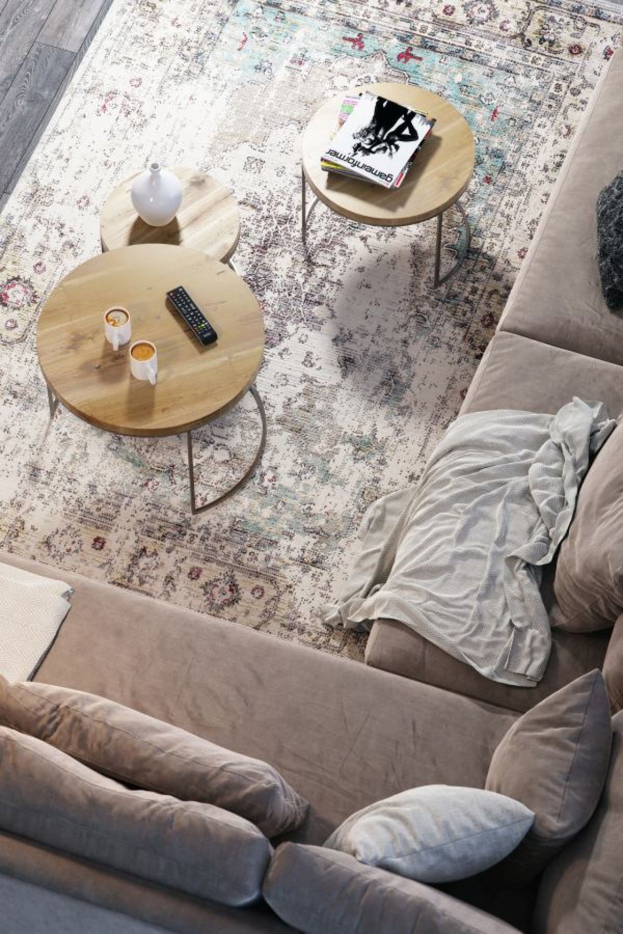 Ett Table basse Trebord