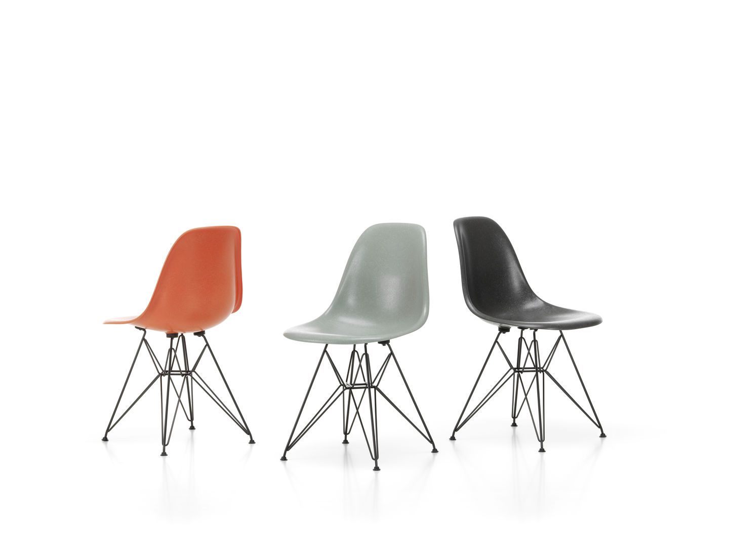 Eames Fiberglass Chair DSR chaise Vitra