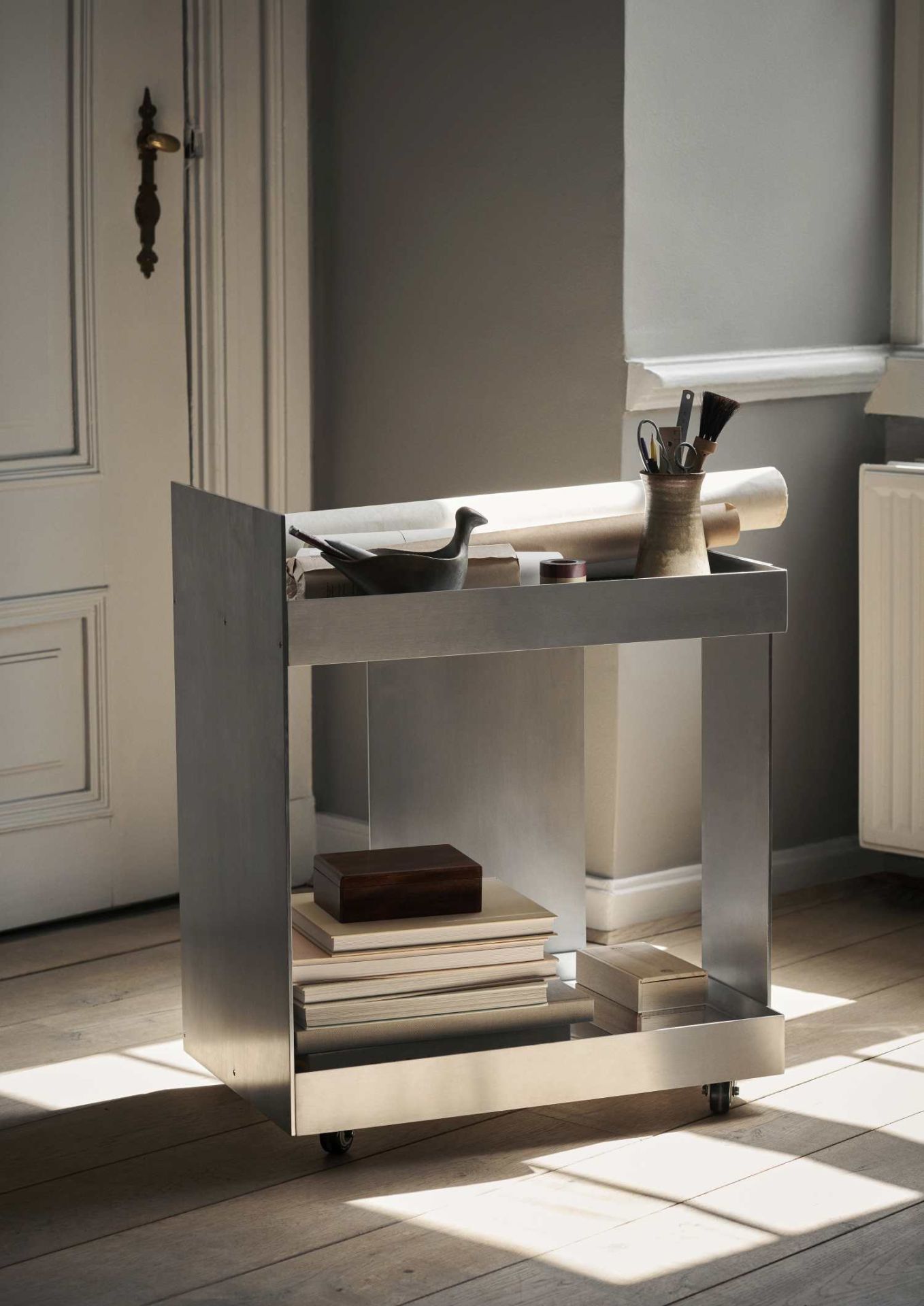 Stock Trolley Aluminium Chariot de service Ferm Living