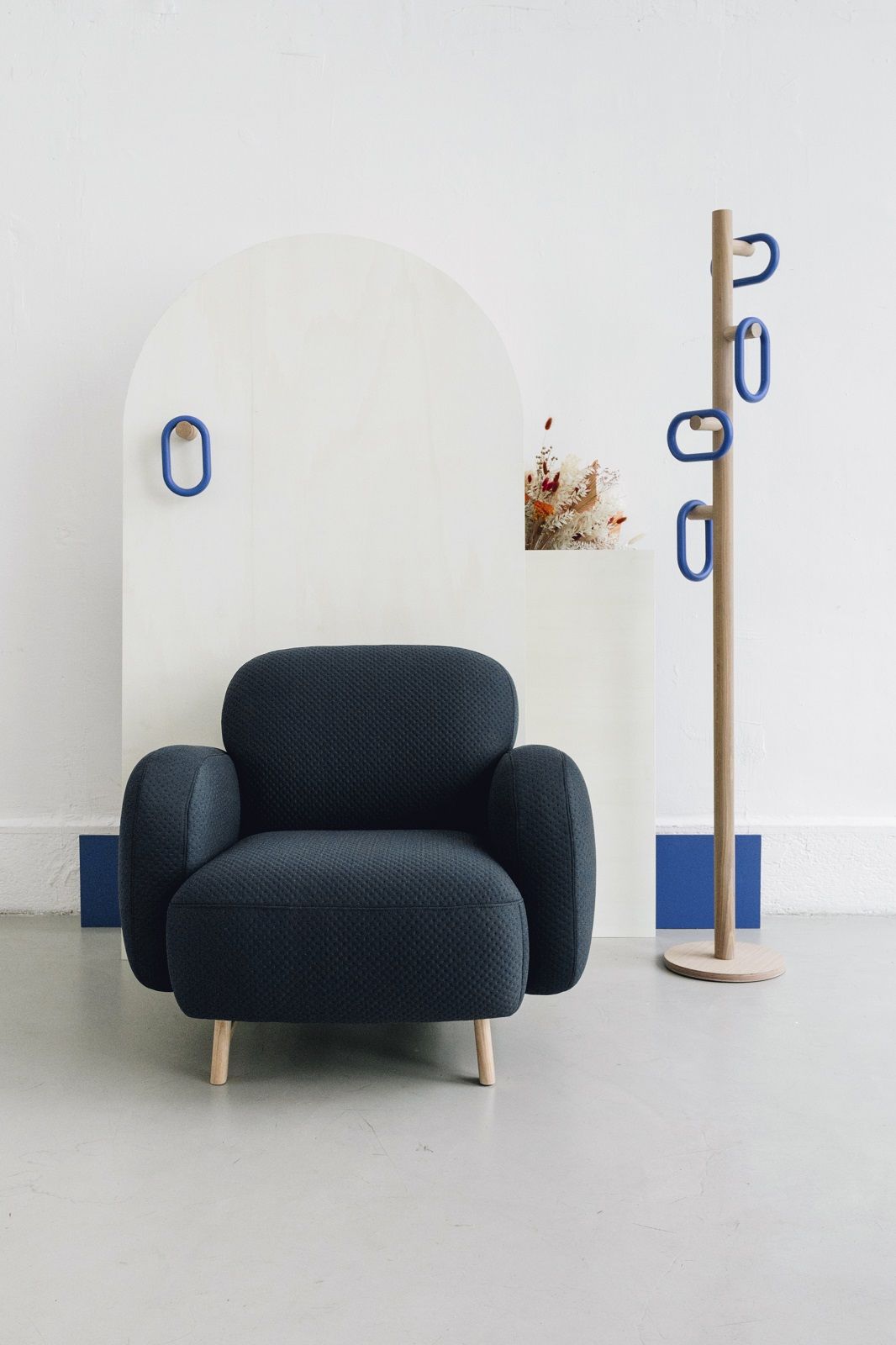 Auguste Armchair Fauteuil Hartô
