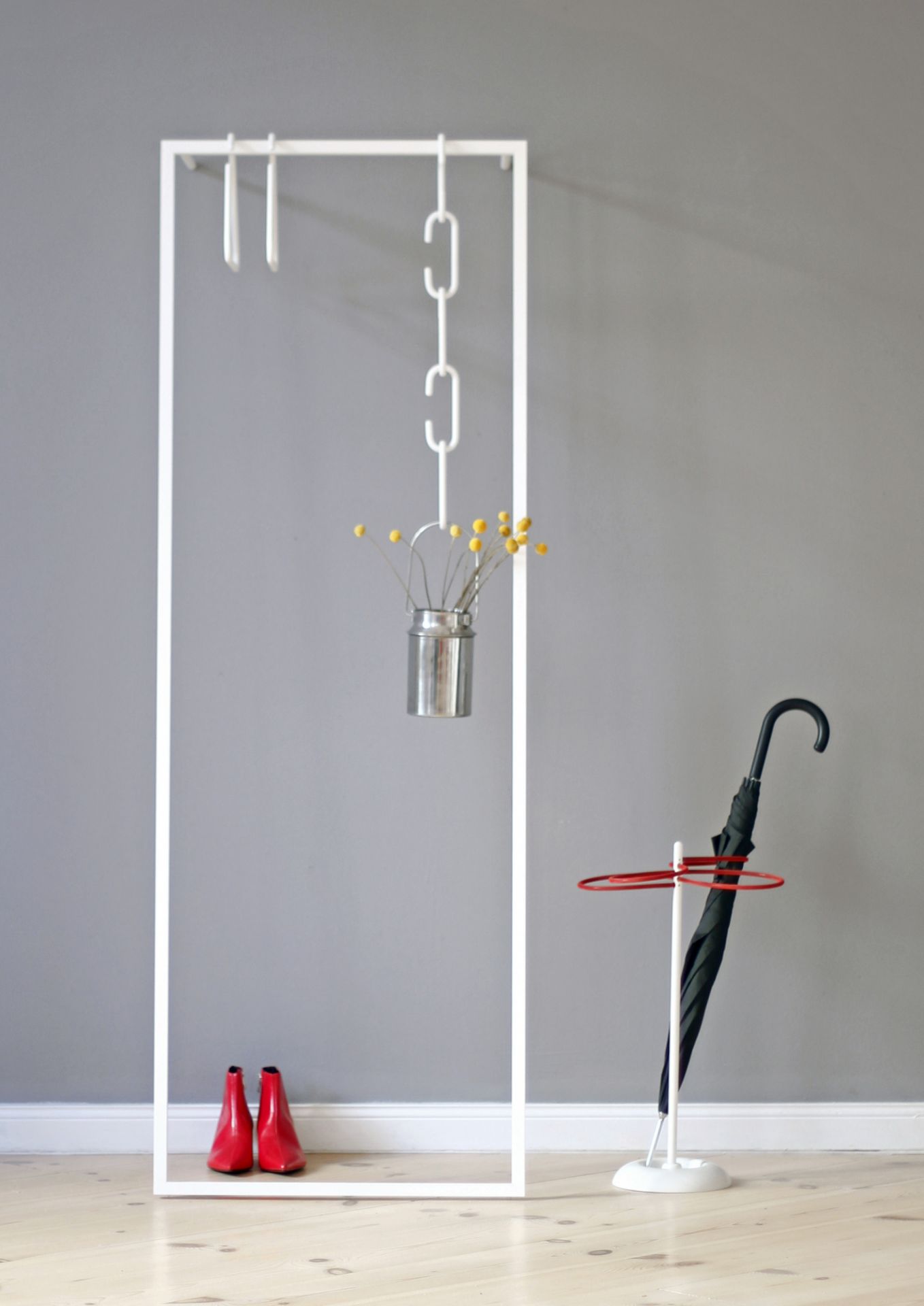 Leano S garde-robe penchée Roomsafari