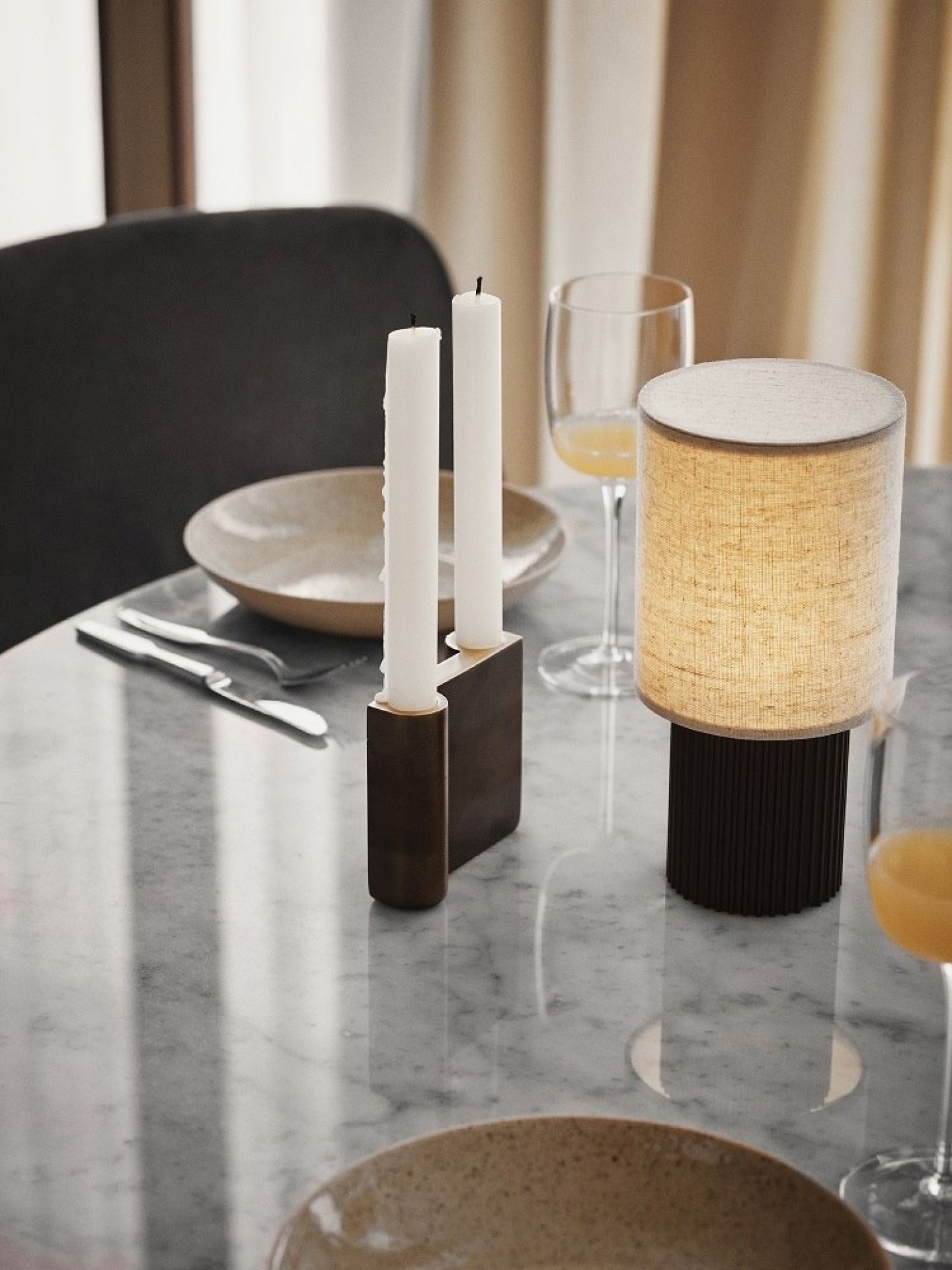 Manhattan SC52 Lampe portable à batterie / lampe de table avec USB AndTradition OFFRE SPECIALE