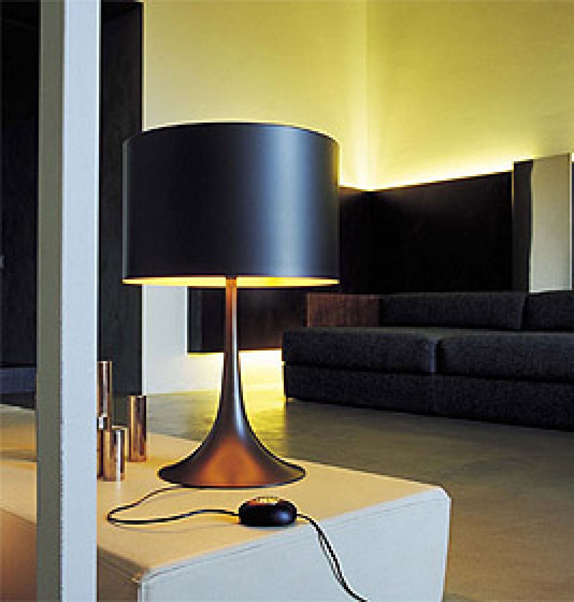 Spun Light T1 lampe de table Flos