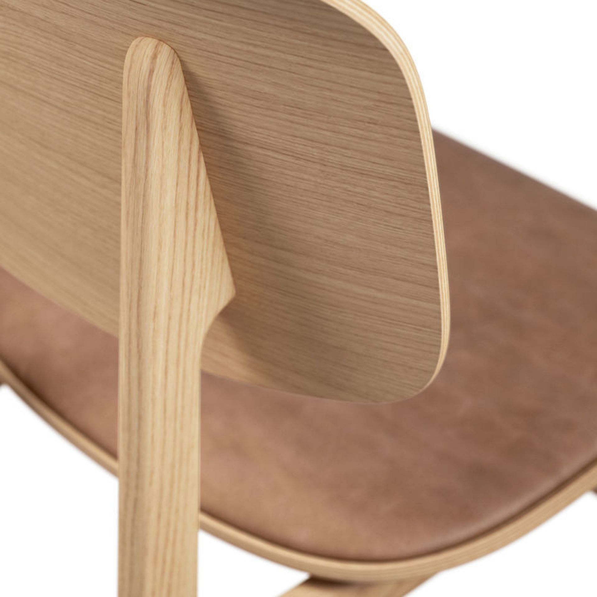 NY11 New York Dining Chair Chaise Rembouree Norr11 Chêne naturel Dunes Cuir Camel