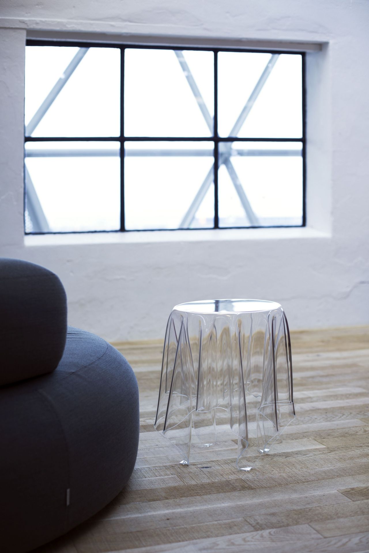 Essey Illusion table d'appoint transparente Klein & More