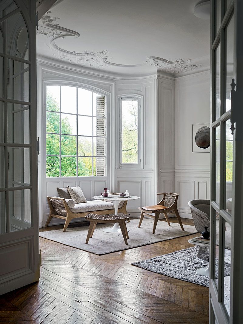 Klismos Fauteuil avec dossier en bois et patins en feutre Knoll International