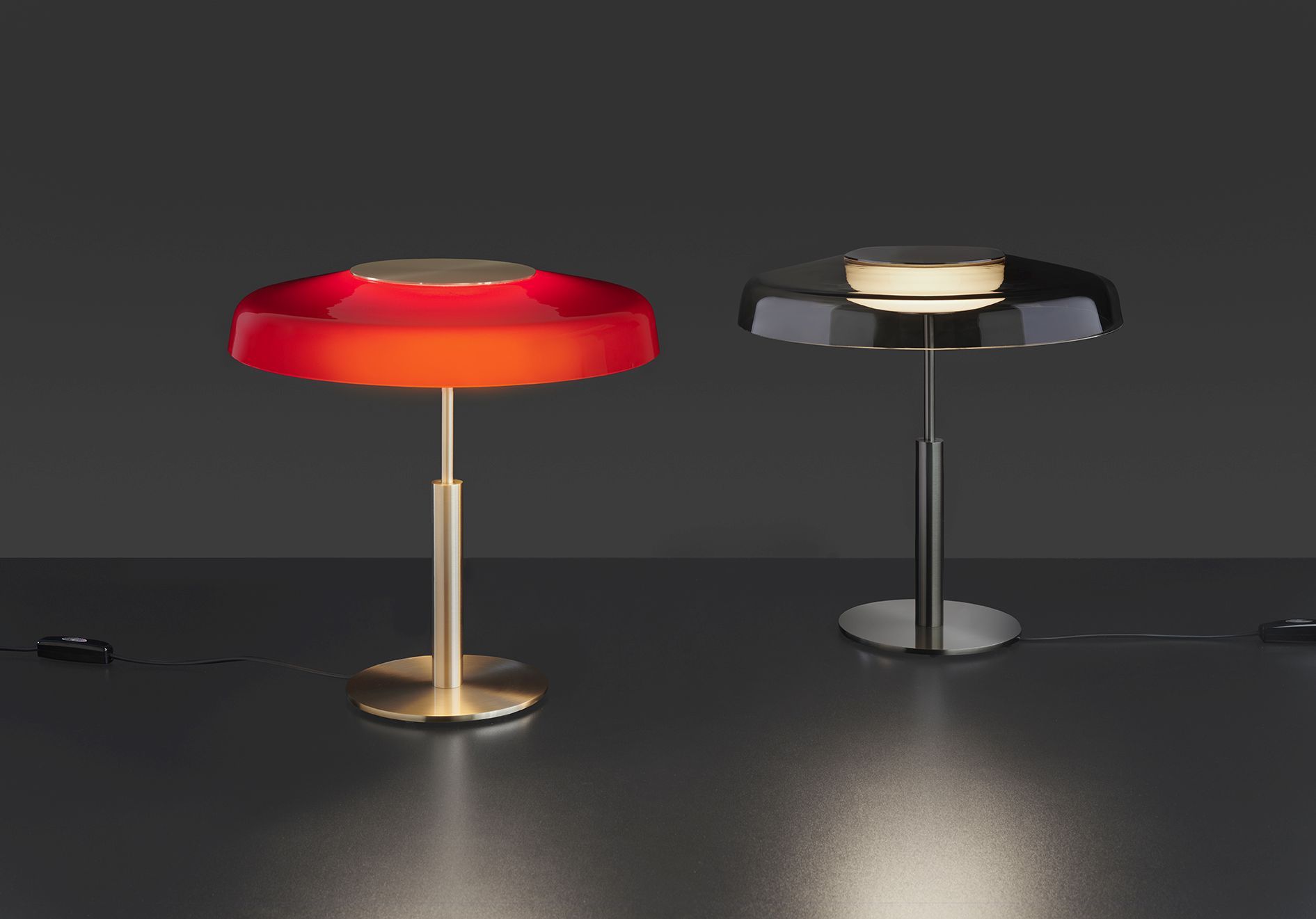Dora 271 lampe de table Oluce