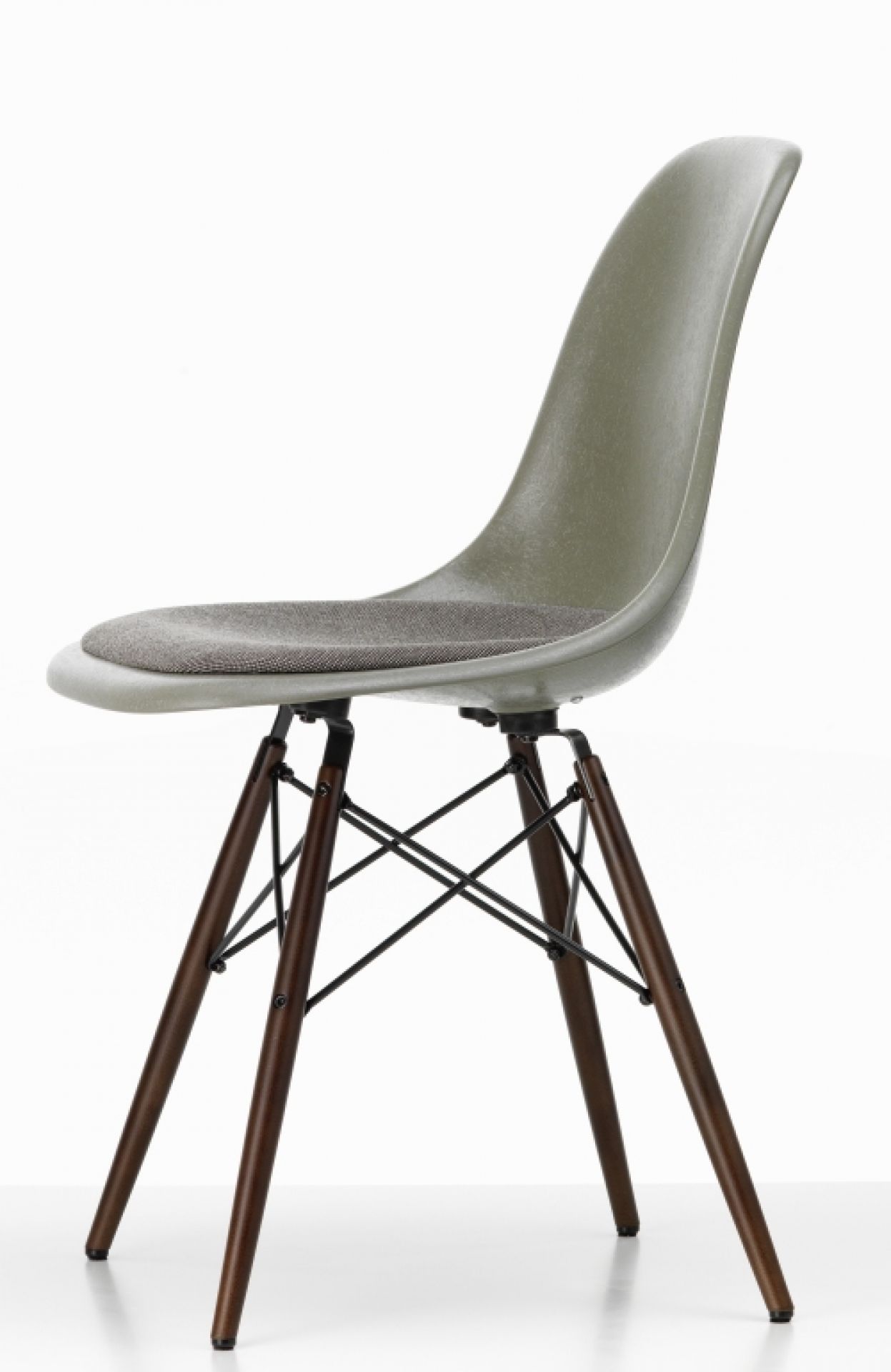 Eames Fiberglass Chair DSW chaise avec coussin d'assise Vitra