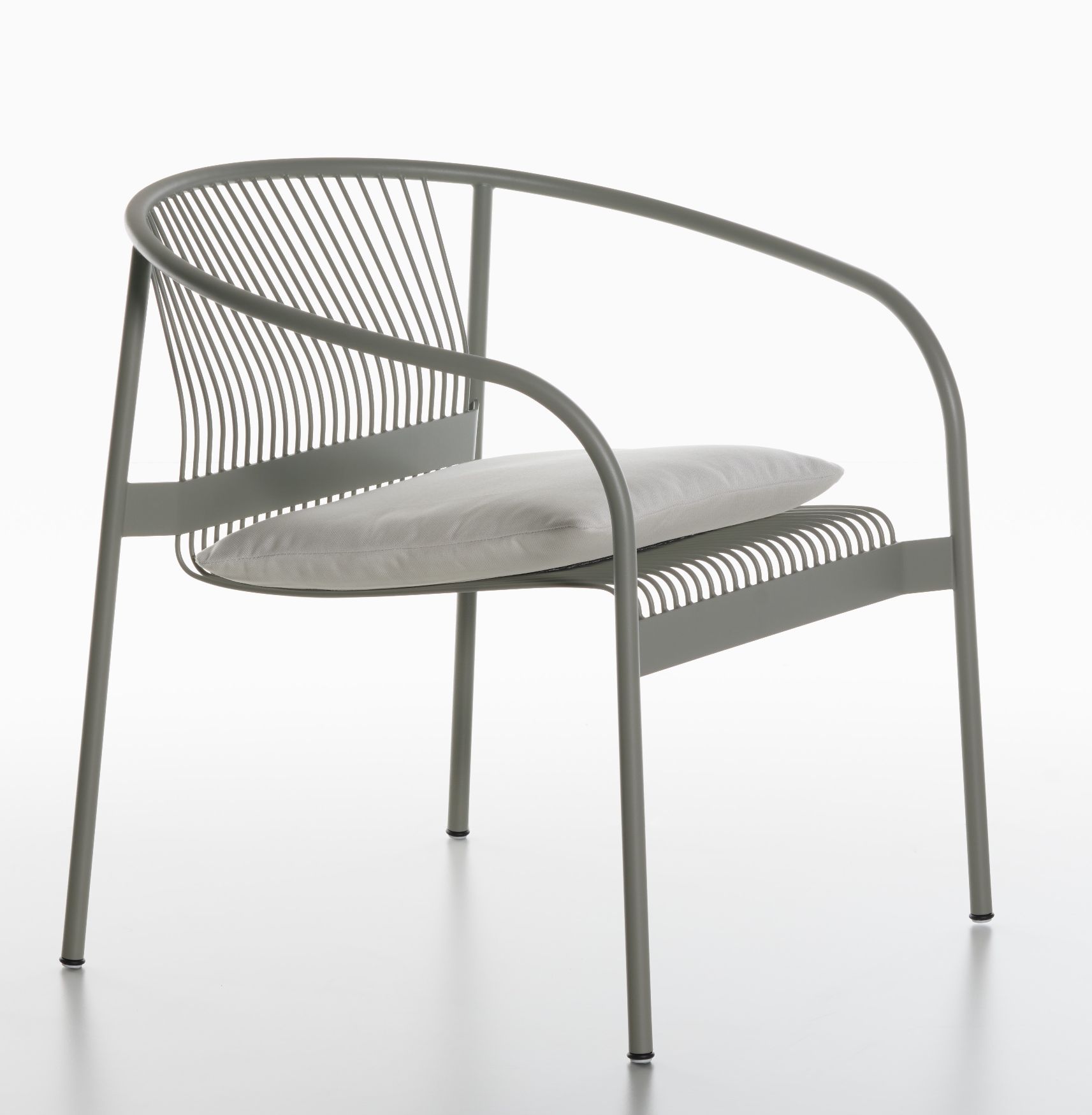 Velit Lounge Chair Indoor / Outdoor Fauteuil Plank