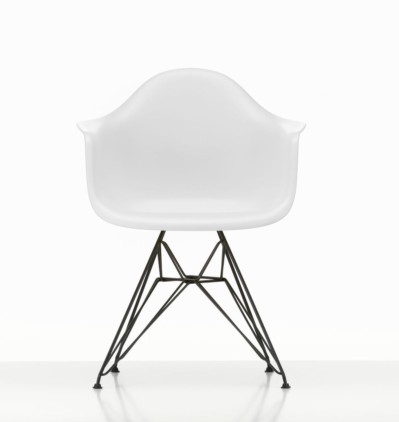Eames Plastic Armchair DAR chaise Vitra
