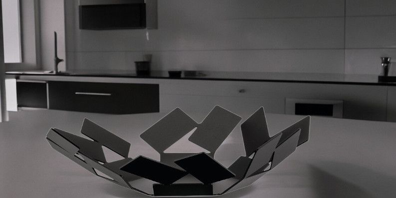 La Stanza Dello Scirocco corbeille laquée à la résine époxyde MT01 noir Alessi