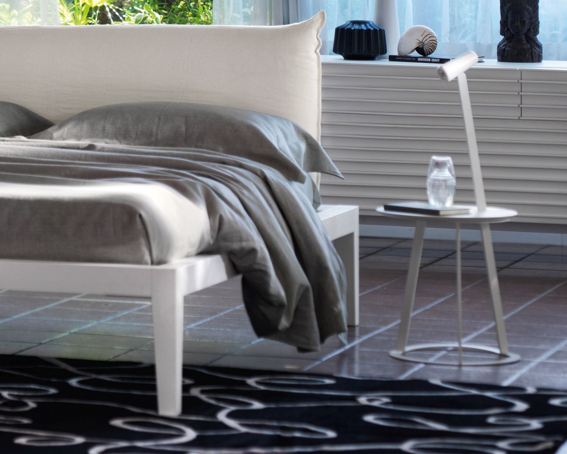 Albino Torcia Table d'appoint blanc Casamania Horm