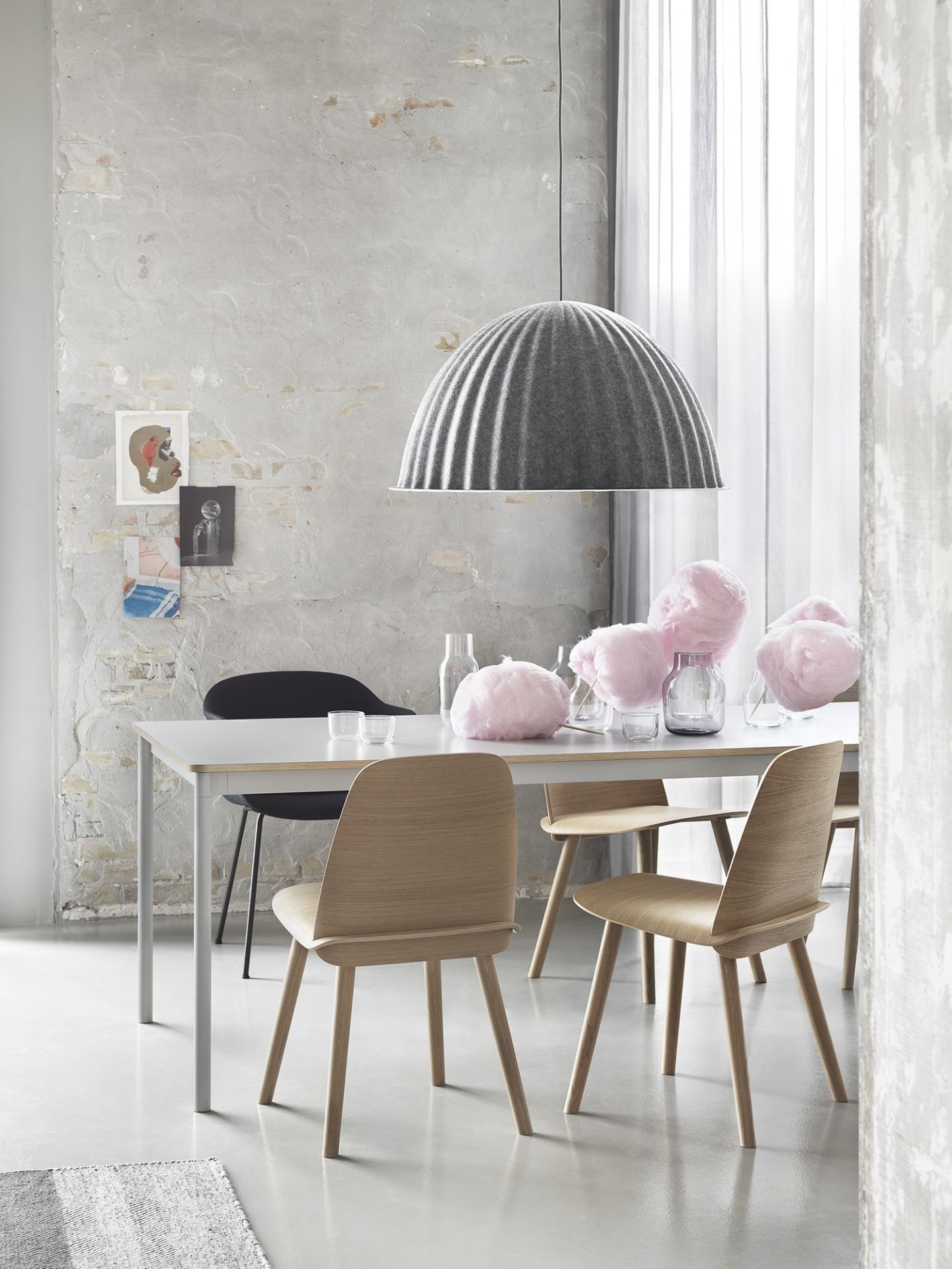 Under The Bell Pendant Lamp 82 Lampe de suspendue Muuto