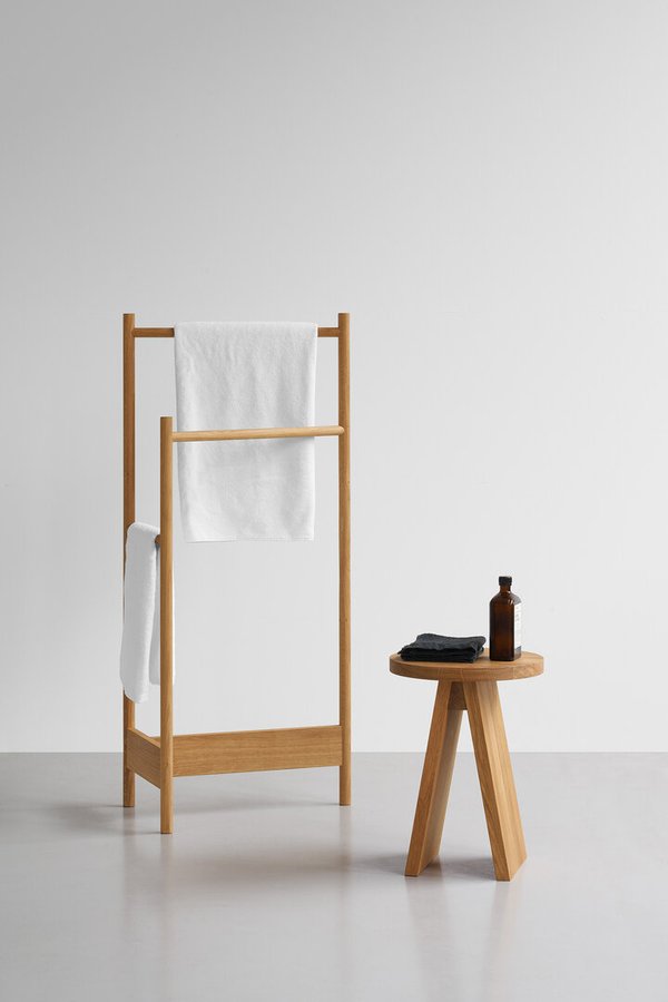 Tabouret petit EK01 e15