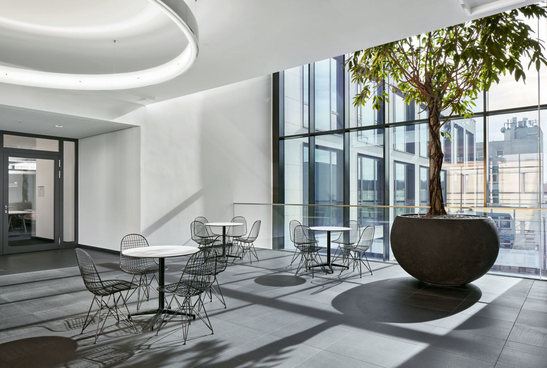 DKR Wire Chair Chaise assise rembourree Vitra