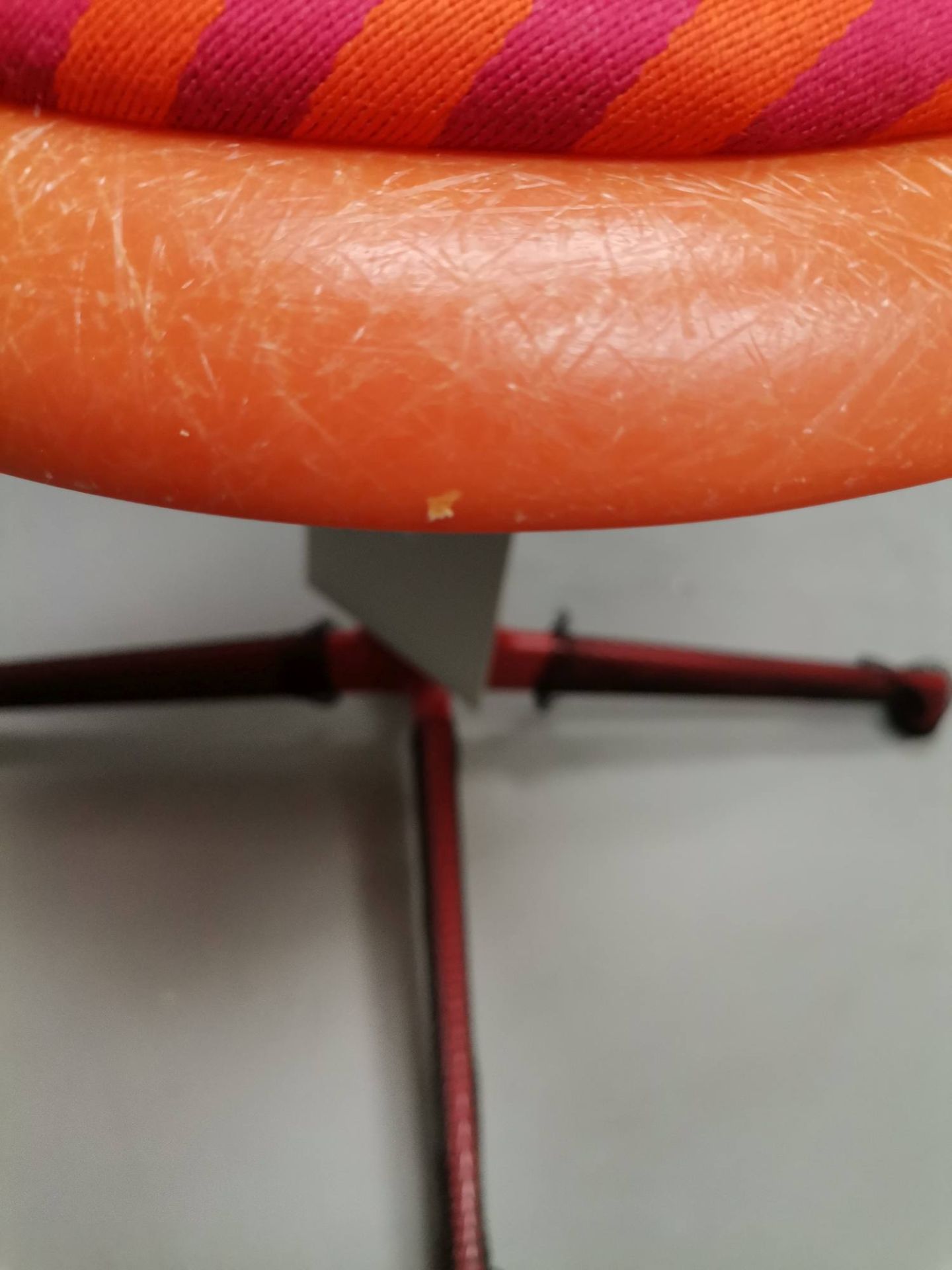 Eames Fiberglass Side Chair La Fonda Rouge Orange Vitra LIMITED EDITION OBJECTS IMPARFAITS