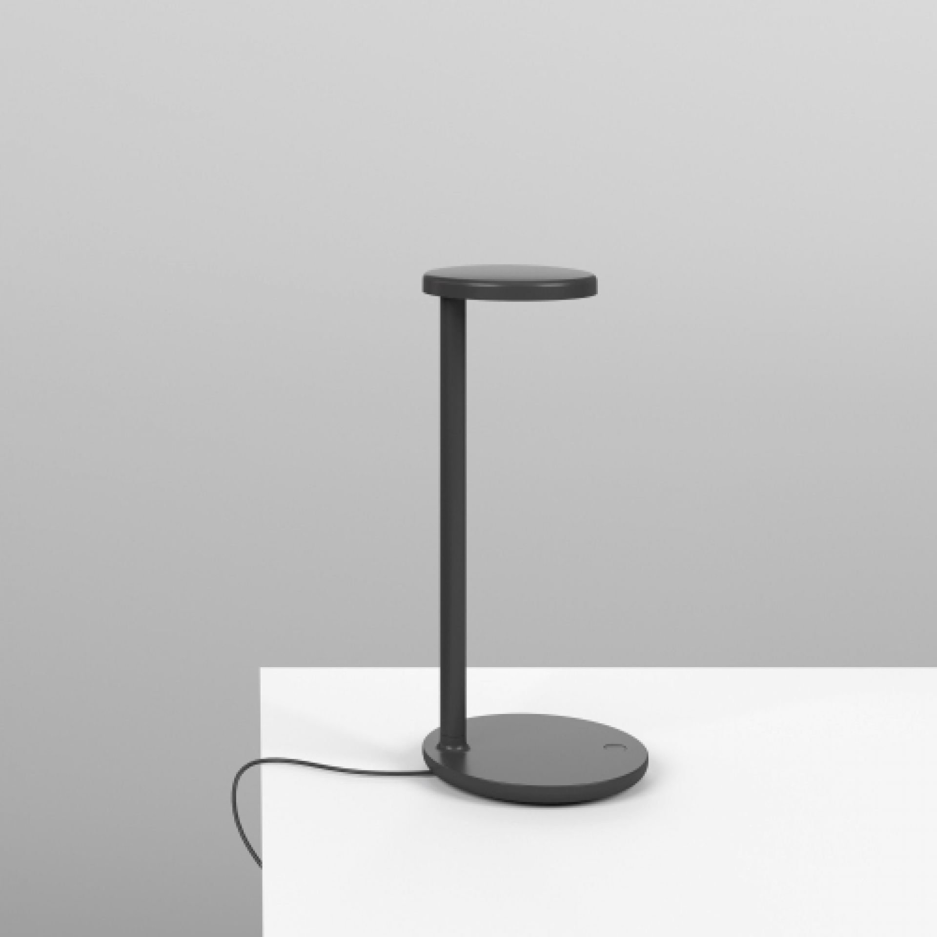 Oblique Qi Lampe de Table Flos