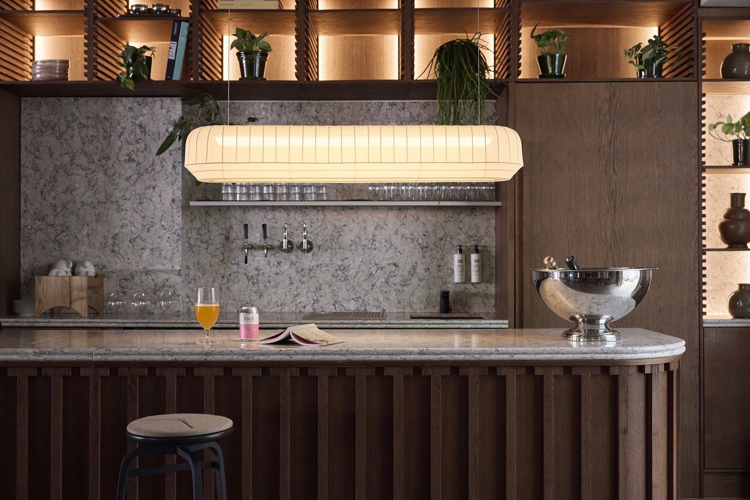 Tradition Pendant Linear Lampe à suspendre Northern Tradition Pendant Linear Lampe à suspendre Northern